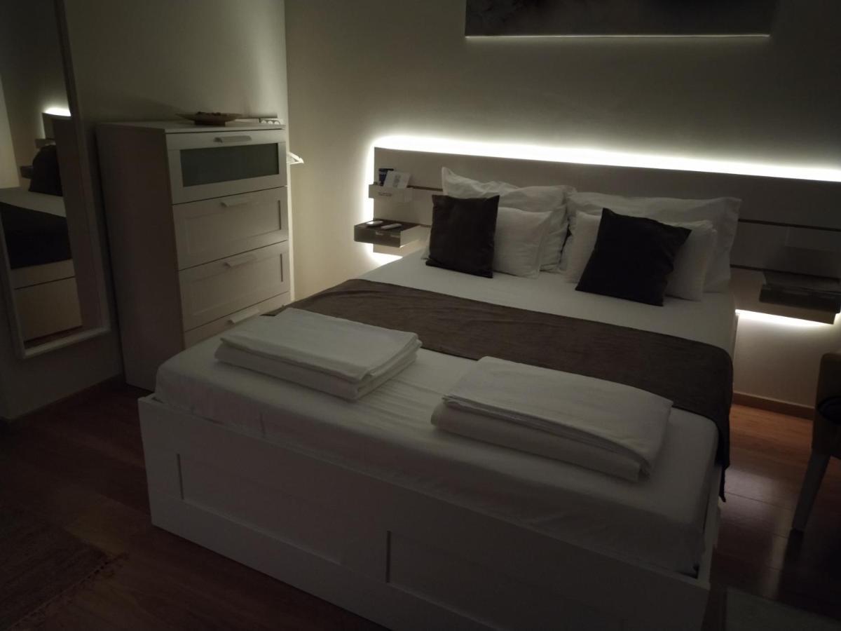 Central Palace Apartmani - Pupinova Palata Novi Sad Dış mekan fotoğraf