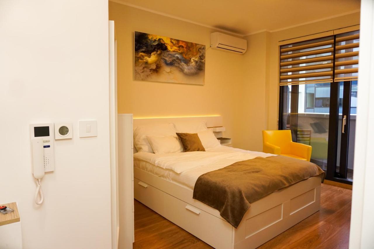 Central Palace Apartmani - Pupinova Palata Novi Sad Dış mekan fotoğraf