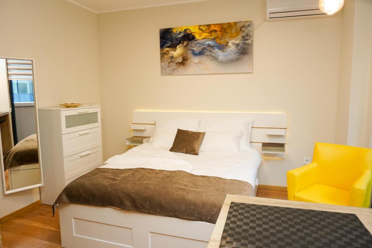 Central Palace Apartmani - Pupinova Palata Novi Sad Dış mekan fotoğraf