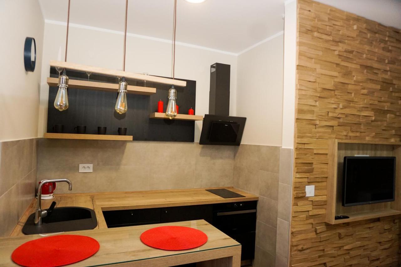 Central Palace Apartmani - Pupinova Palata Novi Sad Dış mekan fotoğraf