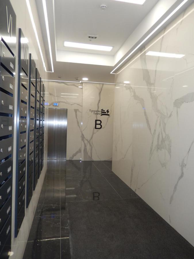 Central Palace Apartmani - Pupinova Palata Novi Sad Dış mekan fotoğraf